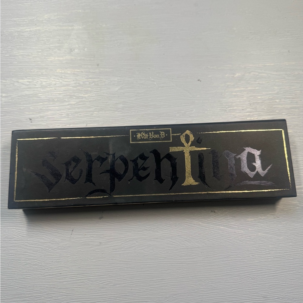 Kat Von D Serpentina Palette in Black and Gold